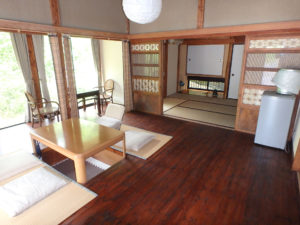 建具は古民具ショップで購入