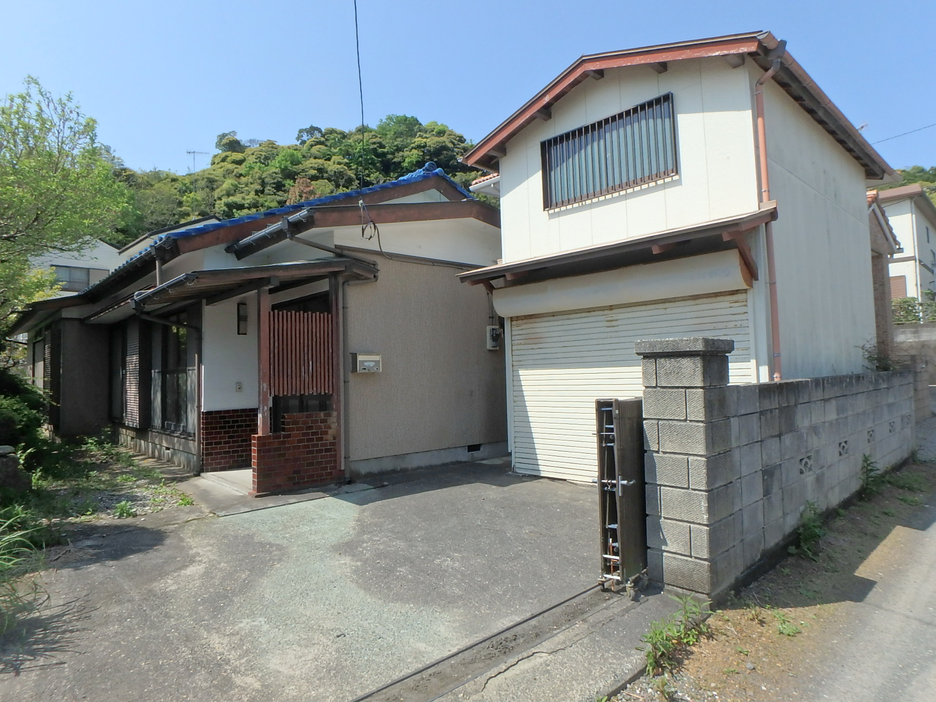 千葉県館山市上真倉の中古売家　館山の不動産　南房総の物件情報　南総ユニオン株式会社　昭和レトロな家