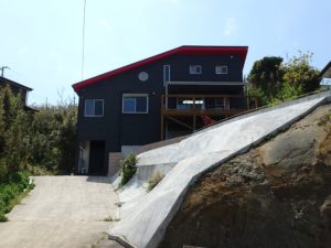 千葉県館山市加賀名の売家　館山の不動産　海が見える別荘　南総ユニオン株式会社　築浅で大変きれいです