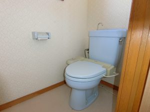 千葉県鴨川市宮の不動産、ニューサンクレメンテ別荘地、高台、２階のトイレ