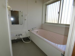 千葉県館山市正木の不動産、海の近くの戸建、移住物件、１坪タイプのバスルーム