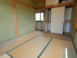 千葉県館山市船形の不動産、崖観音下の中古戸建て、移住、別荘、釣り拠点、東側の部屋は６帖