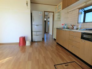 千葉県館山市正木の不動産、中古戸建て、平家、移住物件、玄関方面に戻ってます