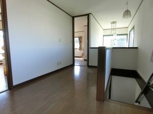 千葉県館山市笠名の不動産、中古戸建て、海望む、別荘、移住、続いて２階にきました