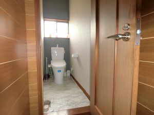 千葉県富津市小久保の不動産、戸建て、貸別荘、海の近く、２階トイレです