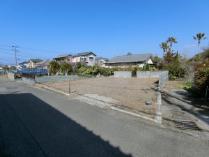 千葉県館山市北条の不動産、土地、移住、利便良好の敷地４２坪