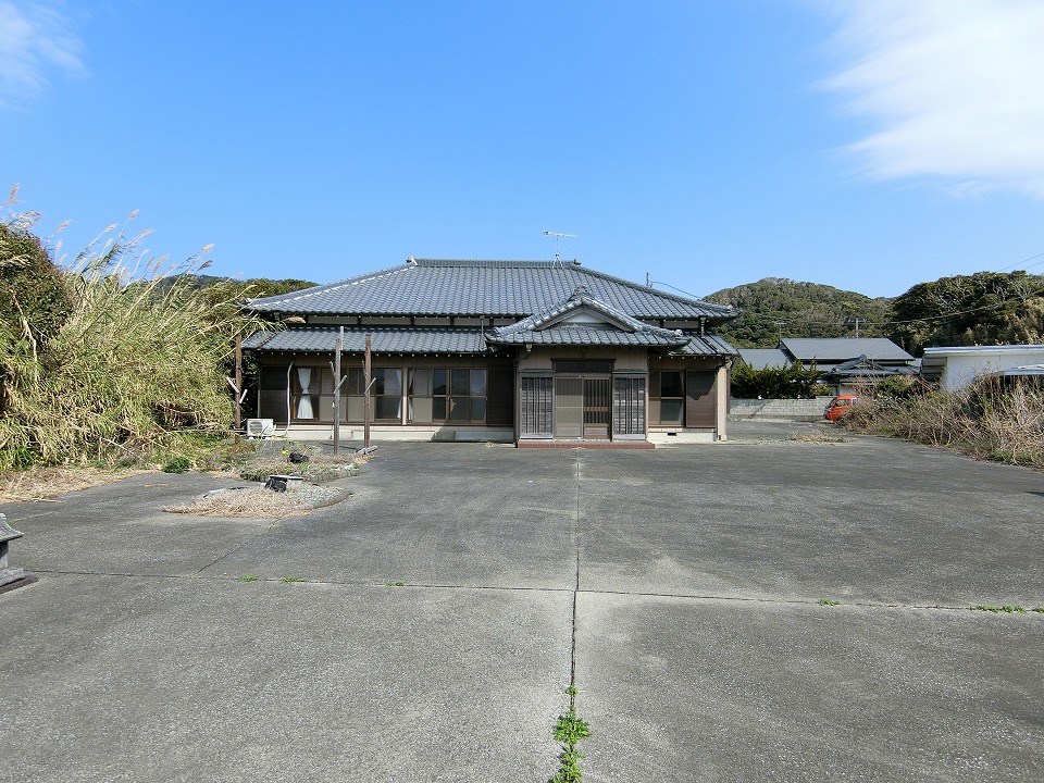 千葉県南房総市白浜町滝口の不動産、戸建て、海まちの立派な日本家屋