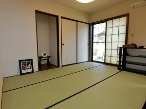 千葉県富津市豊岡の不動産、戸建て、戸面原ダム至近、落ち着いた和室は６帖です