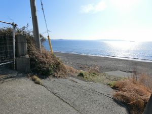 千葉県館山市船形の不動産、土地、海前、海隣接、海っぺり、最後は海岸へ回ってみます