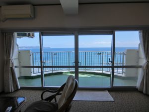 千葉県鴨川市前原の不動産、マンション、サンシティ吉田屋、別荘、これは凄いぞ！！