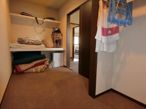 千葉県富津市豊岡の不動産、戸建て、戸面原ダム至近、中からもどうぞ