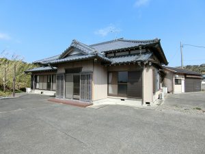千葉県南房総市白浜町滝口の不動産、戸建て、おーっ立派だな