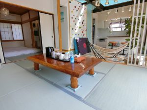 千葉県館山市船形の不動産、戸建て、貸別荘、リノベーション済み、ＬＤＫ奥には和室が２部屋