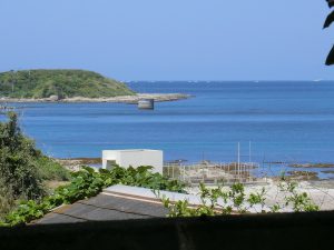 千葉県館山市坂田の不動産、戸建て、海が近い、海が見える物件、敷地からのズーム撮影です