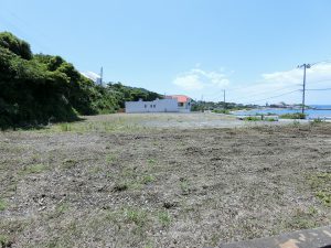 千葉県館山市坂田の海が見える土地、近隣には海の別荘も