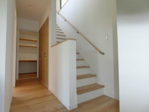 千葉県南房総市千倉町忽戸の中古戸建て、オーシャンビュー、続いては２階へあがります