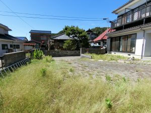 南房総市千倉町白間津の売中古住宅、敷地も広くて良いですね