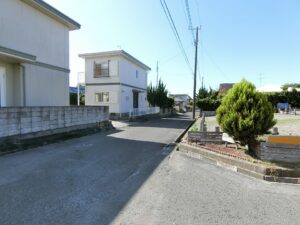 東側からの接道