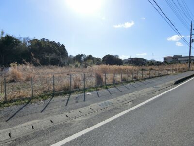 広大売地 鴨川市仲 公簿2239.00㎡（677.29坪） 3800 サムネイル画像1