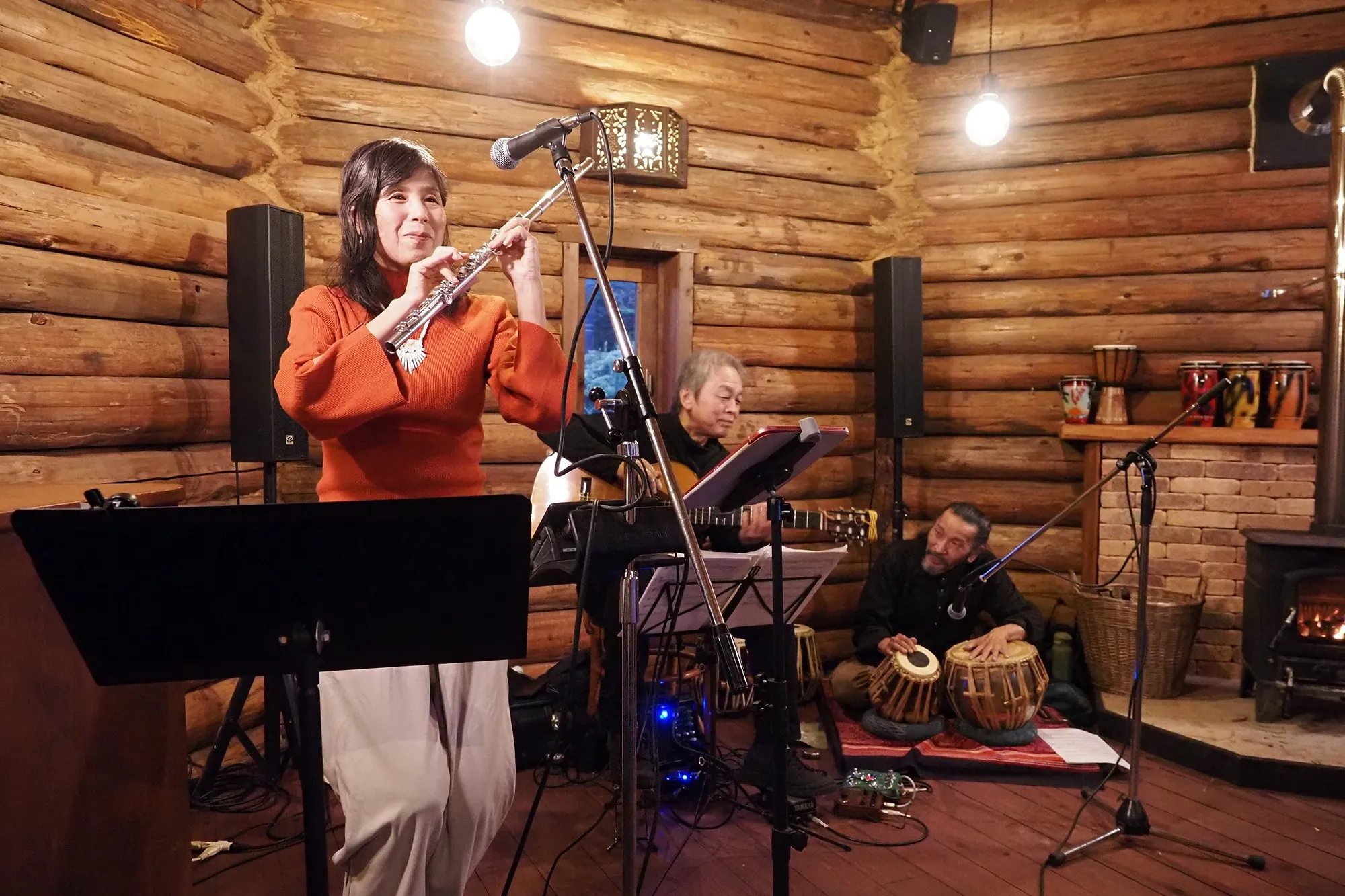 【ライブは都内が多いですが、ときどき館山で演奏することも】