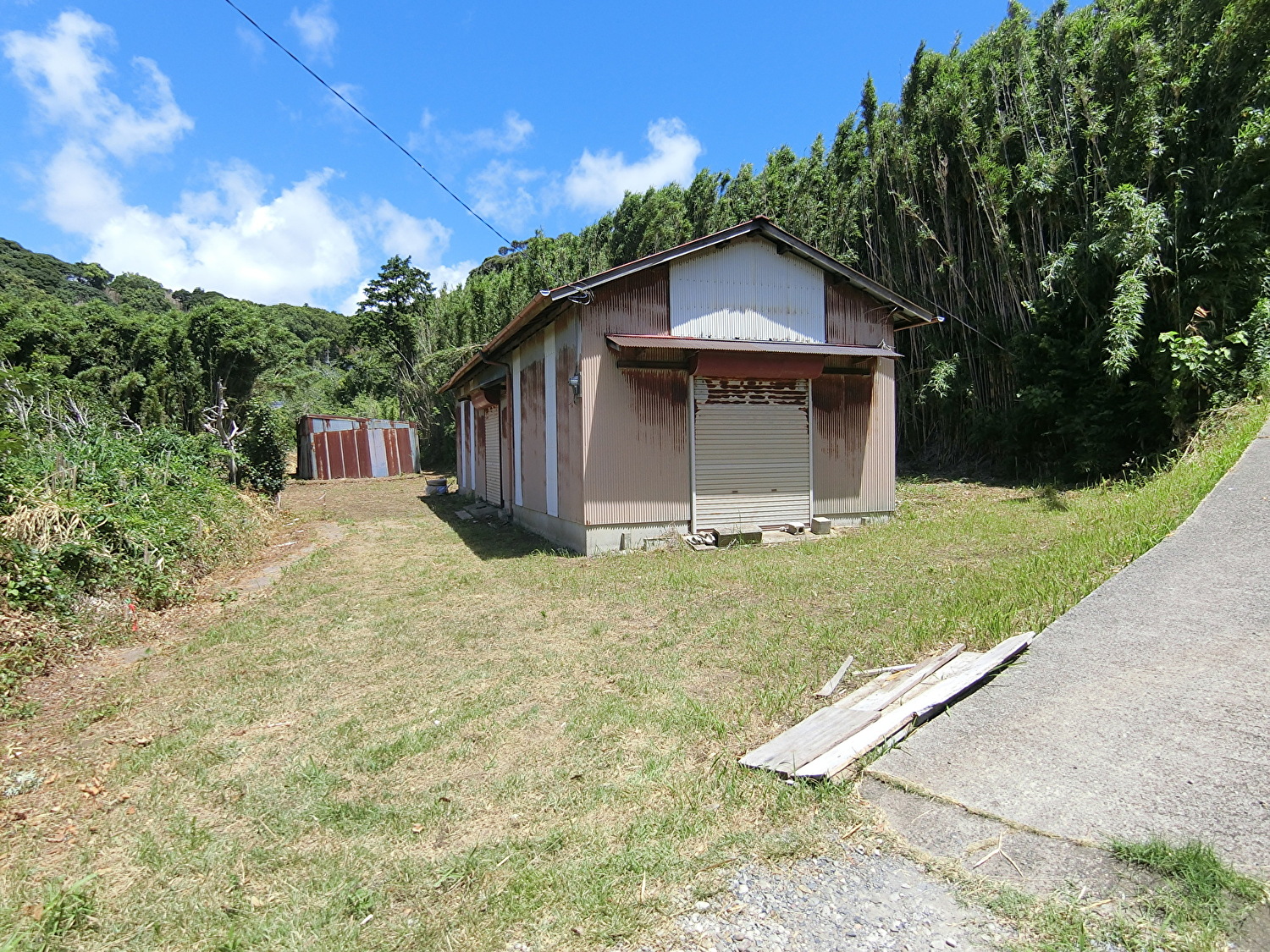 古倉庫付売地 南房総市千倉町川合 600㎡(181.5坪) 383万円 サムネイル画像1