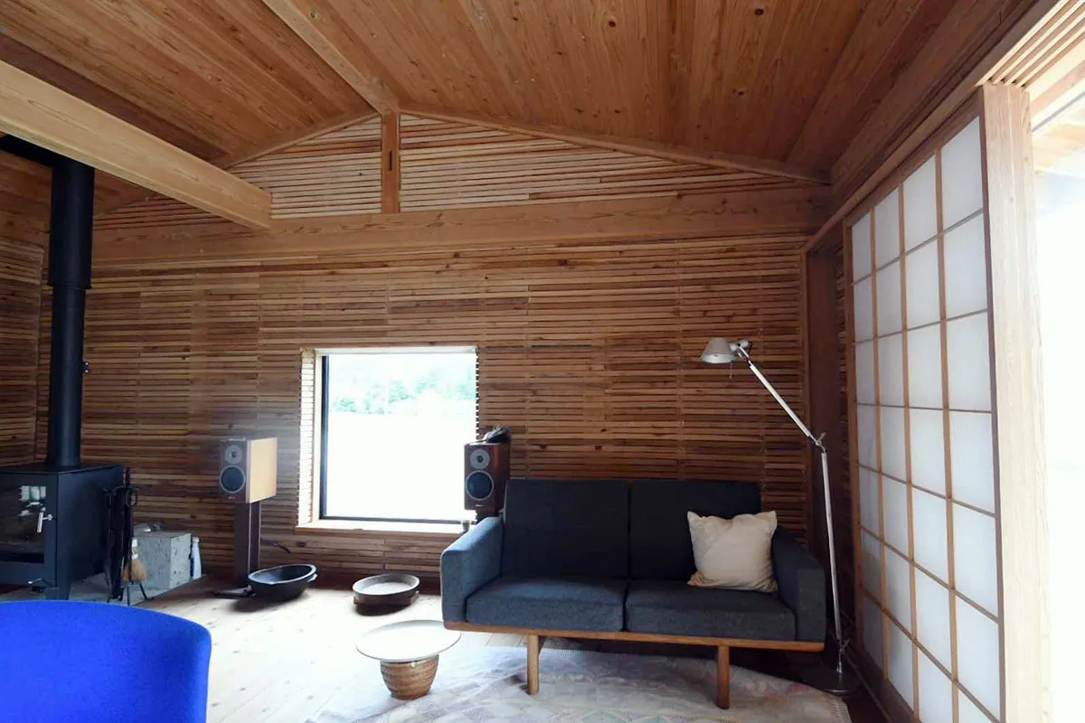 【仕上げの漆喰を塗る前の下地の状態】