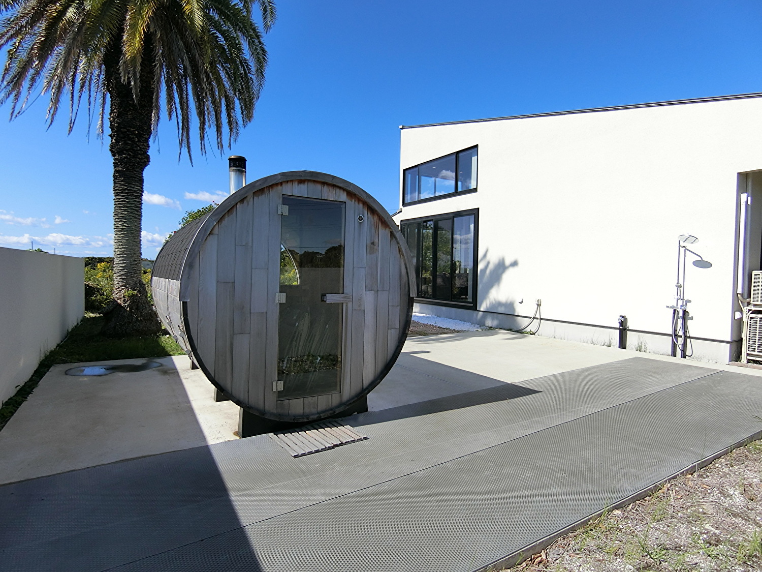 築浅海浜売別荘 館山市洲宮 3LDK 1億4800万円 サムネイル画像2