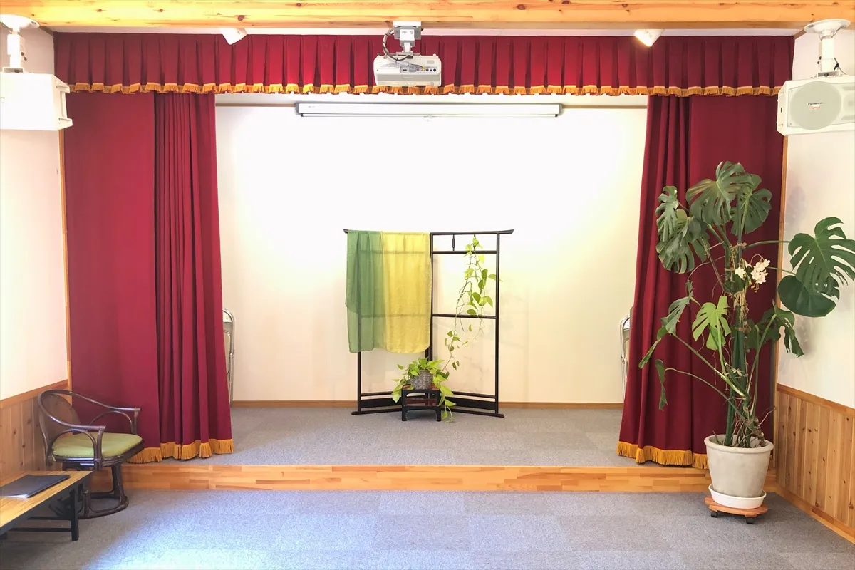 【丸山地区に建てた交流施設「楽市座」】