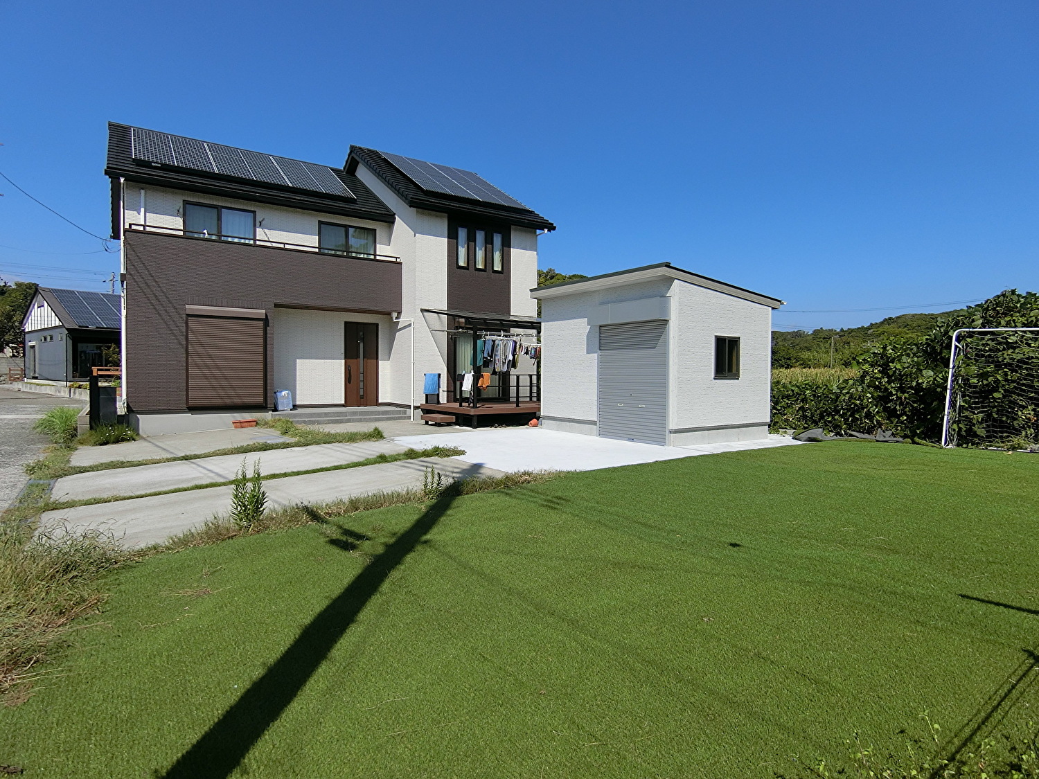 築浅大型売家　館山市南条　5SLDK　4180万円 サムネイル画像1