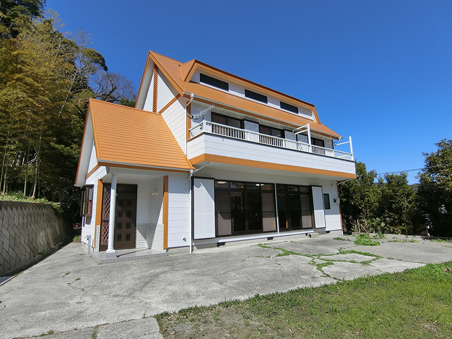 プチ山林付大型売別荘　安房郡鋸南町下佐久間　4LDK　ご成約済 サムネイル画像1